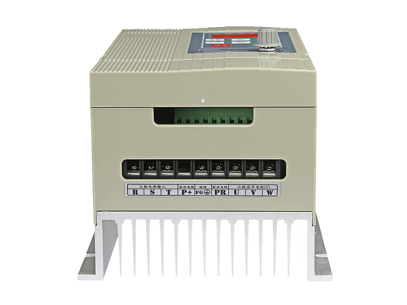 4000H通用變頻器，變頻器三相380V，變頻器廠家，電機(jī)變頻器